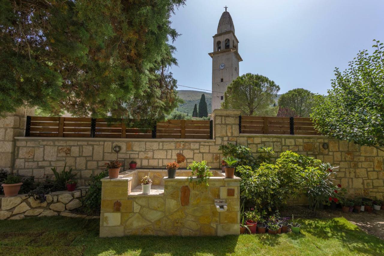 Ethereal Villa Mouzákion Exteriér fotografie